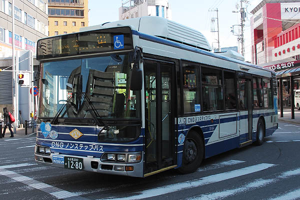 http://hokuten.sakura.ne.jp/blog/images/bus/NH-64_D1.jpg