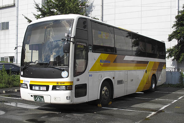 http://hokuten.sakura.ne.jp/blog/images/bus/NNR_3241_KOUSOKU_D1.jpg