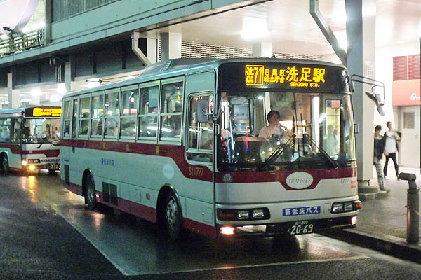 http://hokuten.sakura.ne.jp/blog/images/bus/TQ_SI1777_D1.jpg