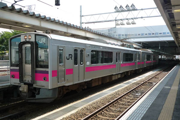 http://hokuten.sakura.ne.jp/blog/images/train/JRE_Mc701-33_D1.jpg
