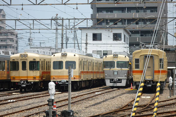 http://hokuten.sakura.ne.jp/blog/images/train/KOMACHI_D3.jpg