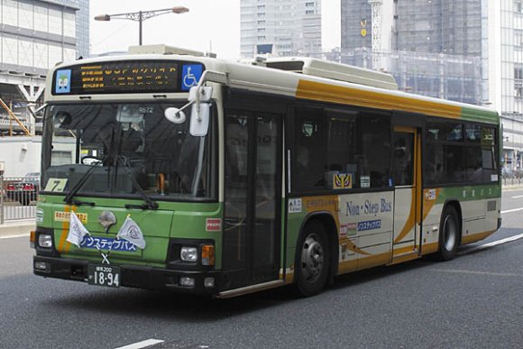 E-R572号車