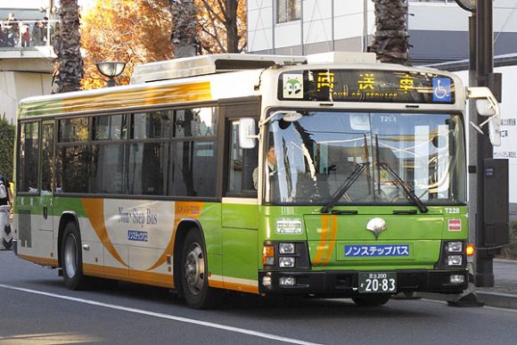 22号車V-T228