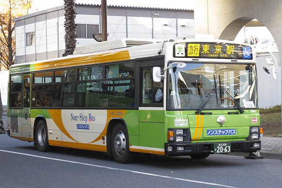 19号車L-T204