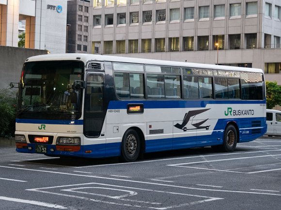 H651-02422号車