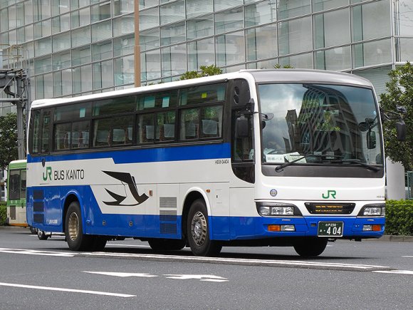 H658-04404号車