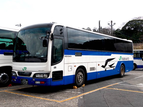 H658-04416号車