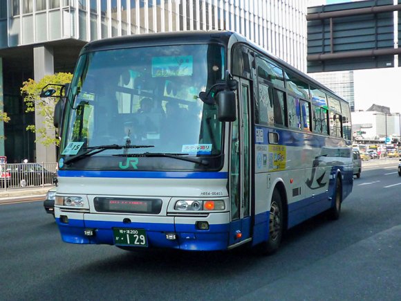 H654-00403号車