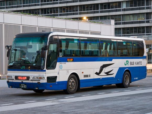 H654-01409号車