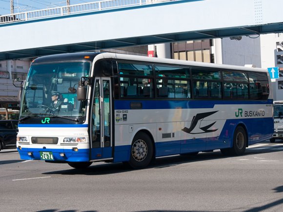 H654-02402号車