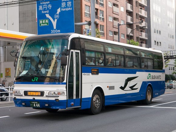 H654-02425号車