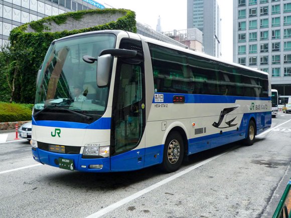 H654-07412号車