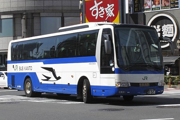 H654-08404号車