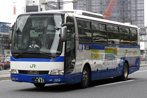 H654-08421号車