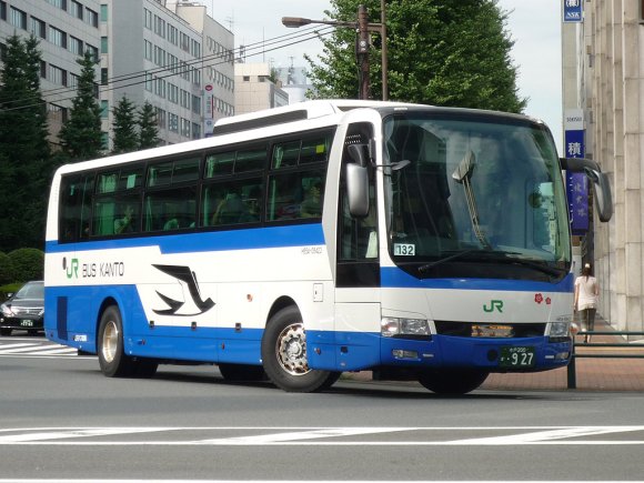 H654-08423号車