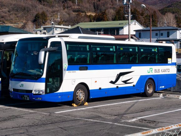 H654-09404号車