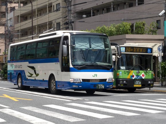 H654-09413号車