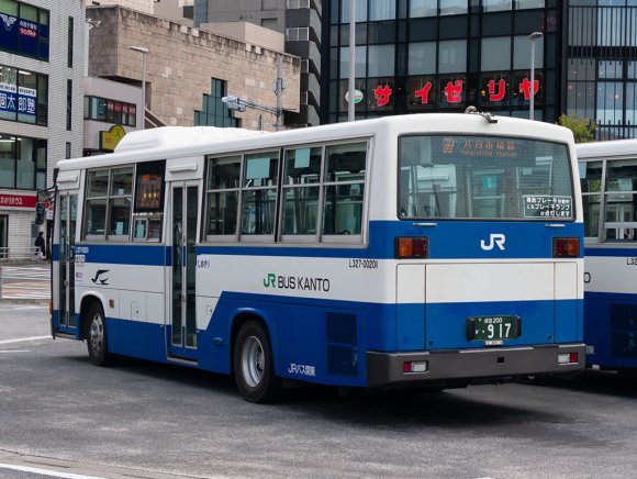 L327-00201号車