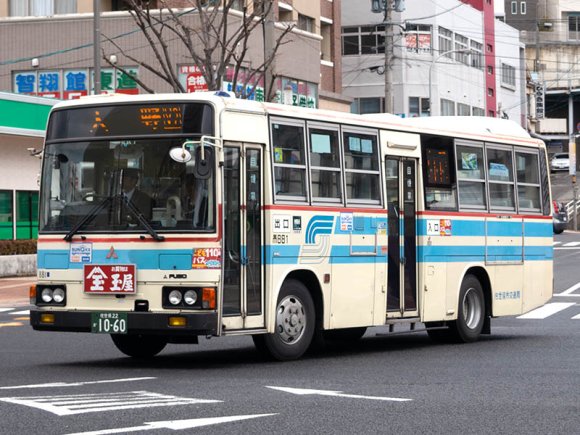 881号車 佐世保22か1060