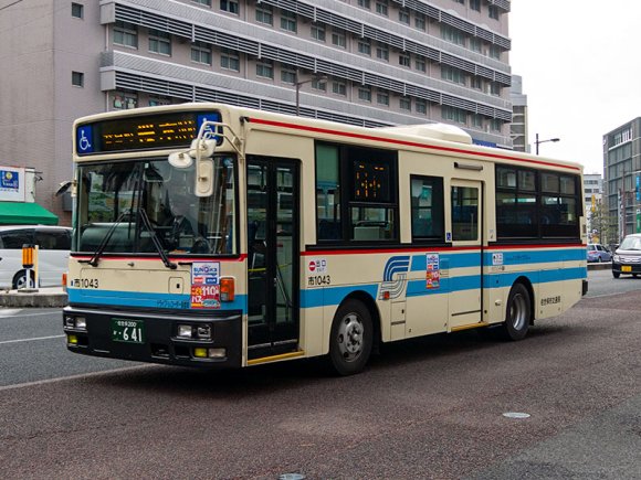 1043号車 佐世保200か641