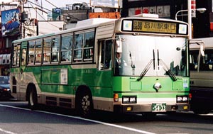 A-B657　品川駅東口にて