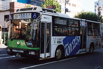 T-A587　リフト付き超低床バス