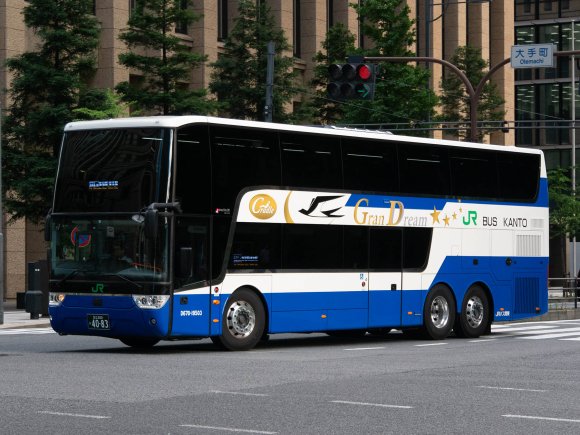 D670-19503号車