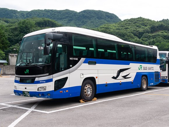 H657-07402号車
