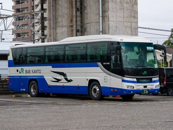 H657-10406号車