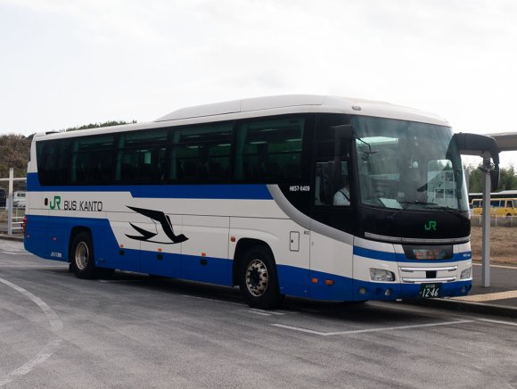 H657-11409号車