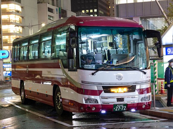 H657-12401号車