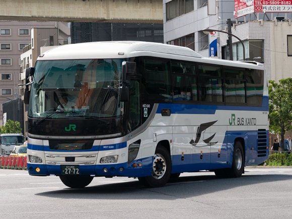 H657-12401号車