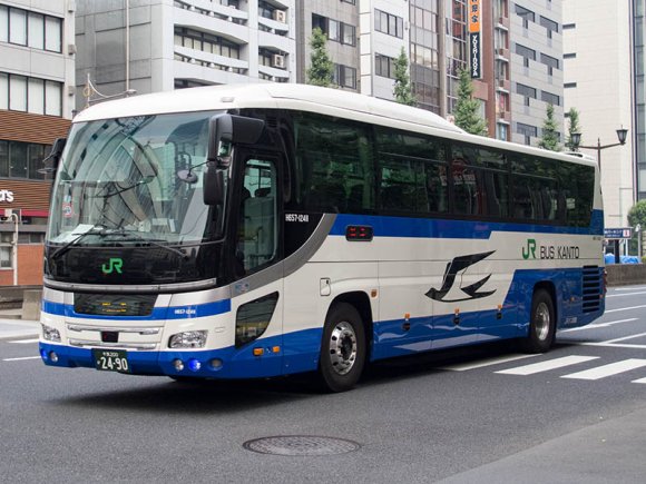 H657-12411号車