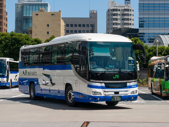 H657-15424号車