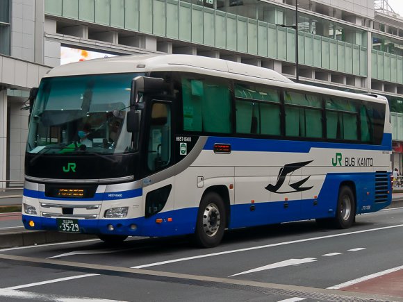 H657-16410号車
