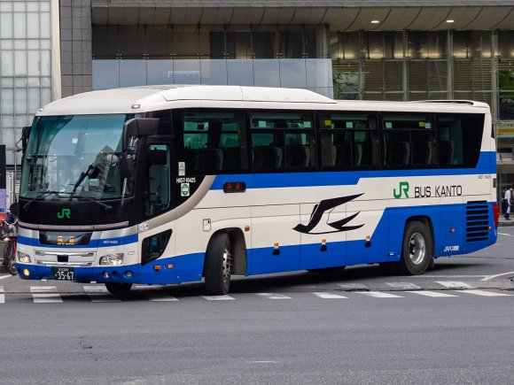 H657-16425号車