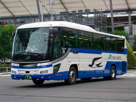 H657-17419号車