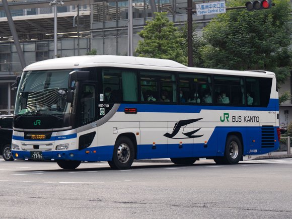 H657-17424号車