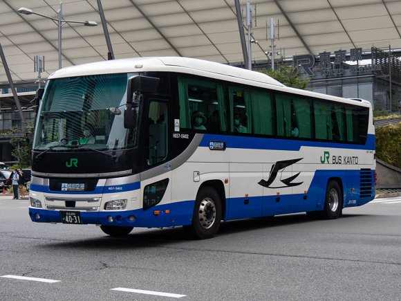 H657-19402号車