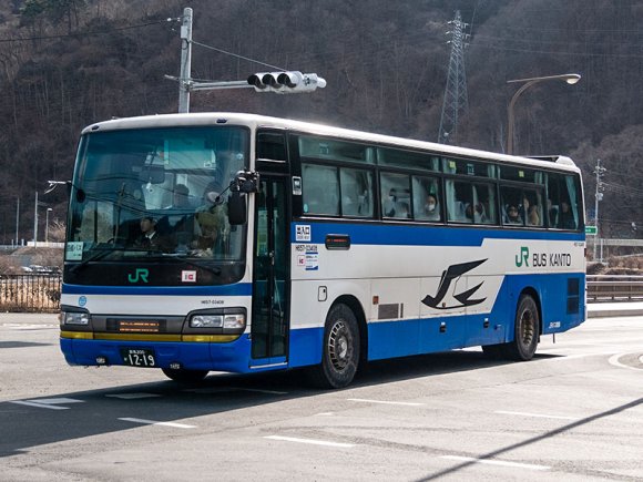 H657-03408号車